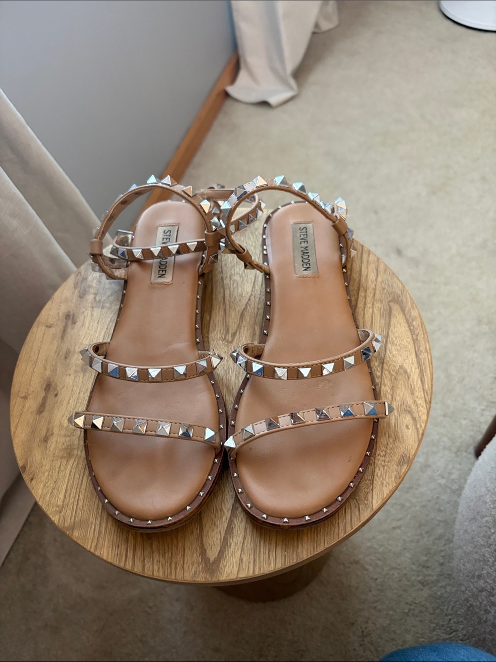 Steve Madden Women's Travel Rock Stud Flat Pyramid Sandals Tan